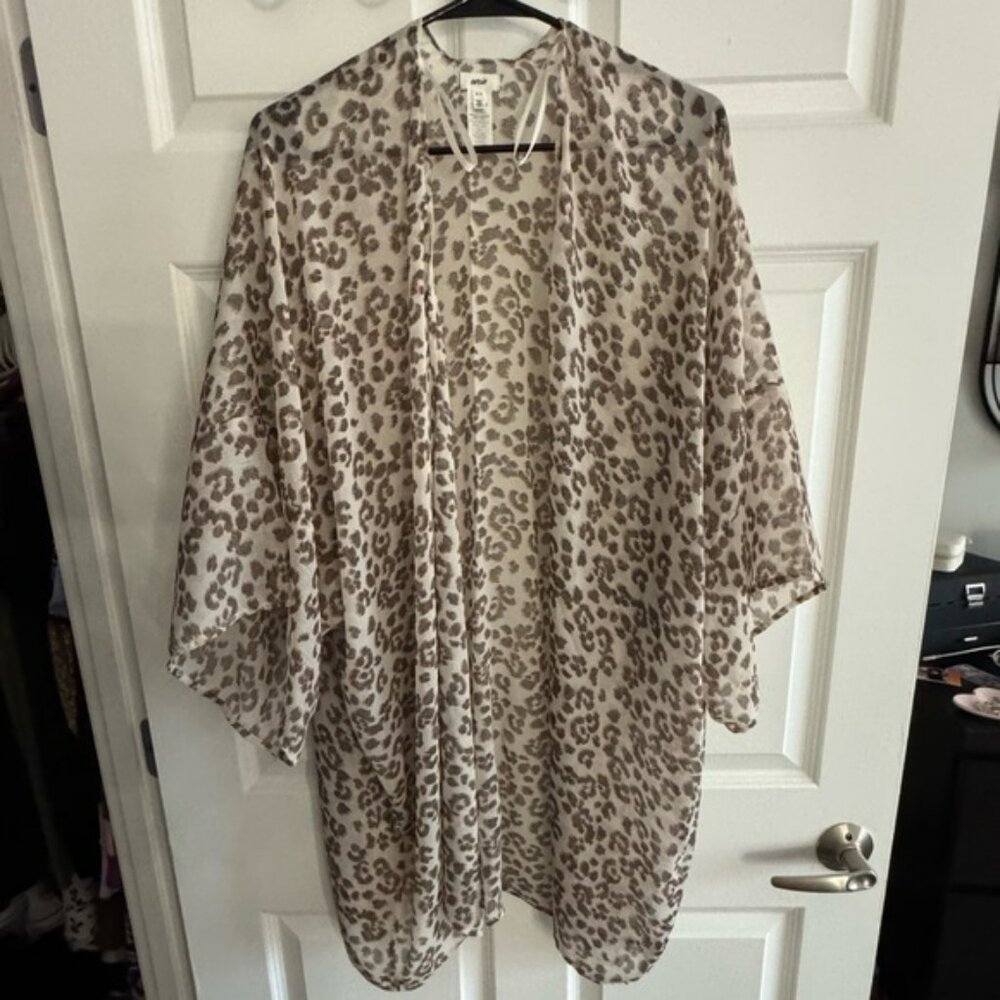 Aerie Animal Print Kimono